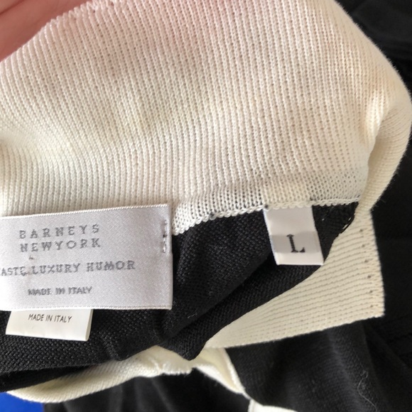 Rare Barneys New York knit collar button tee - Picture 7 of 7